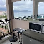 Vue Et Pisicne Appartamento